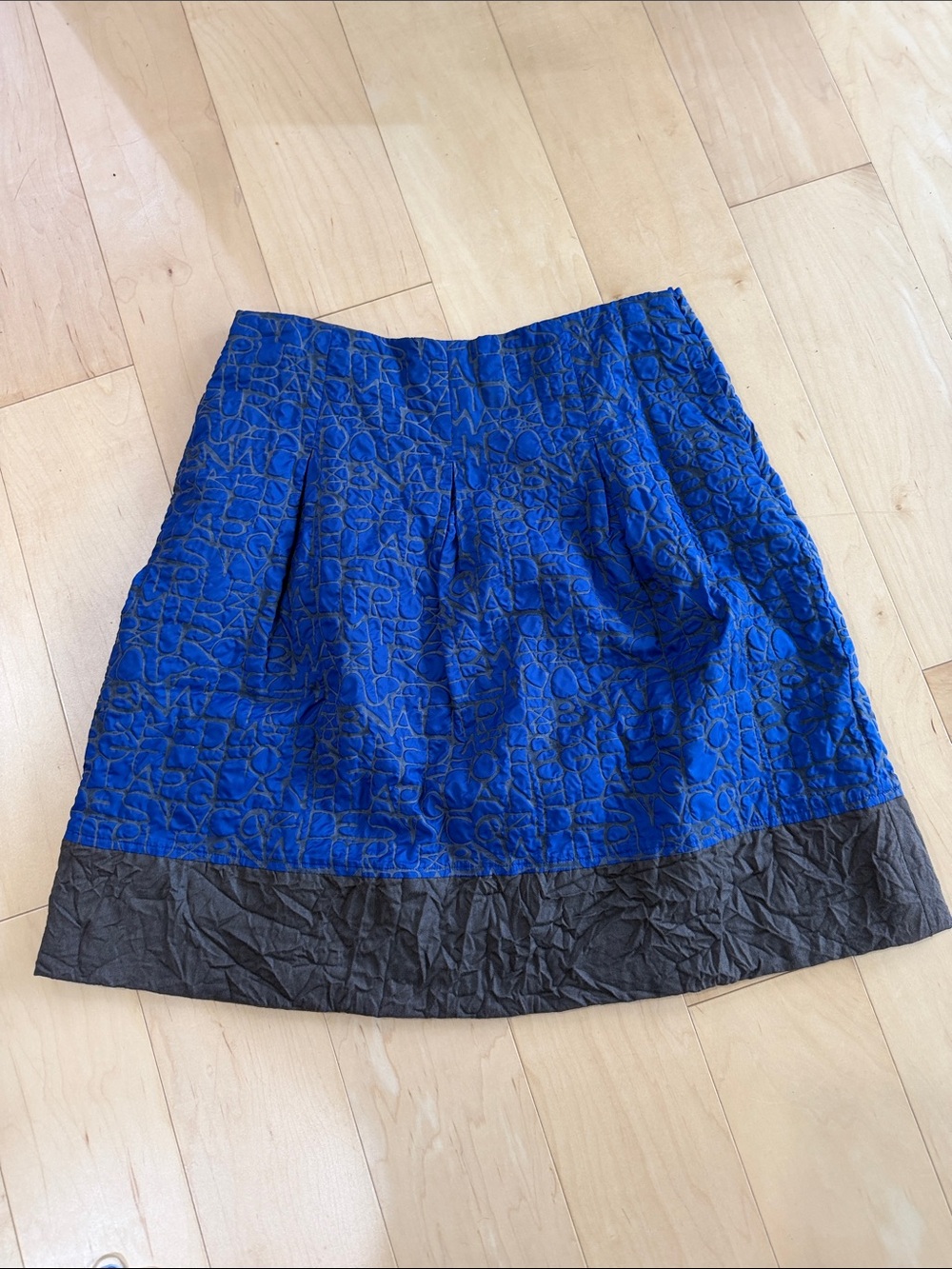 SPANNER crinkle a-line grey and blue nylon skirt